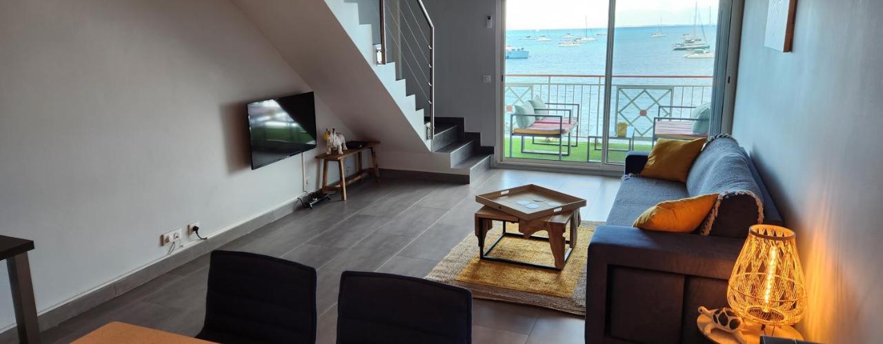 Beau Duplex Vue Mer Avec Piscine Et Acces Plage Marigot  Exterior photo